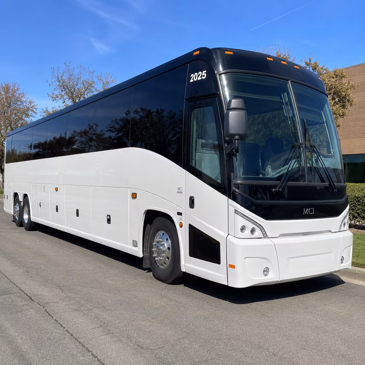buses to toyota arena shows from fontana and the inland empire