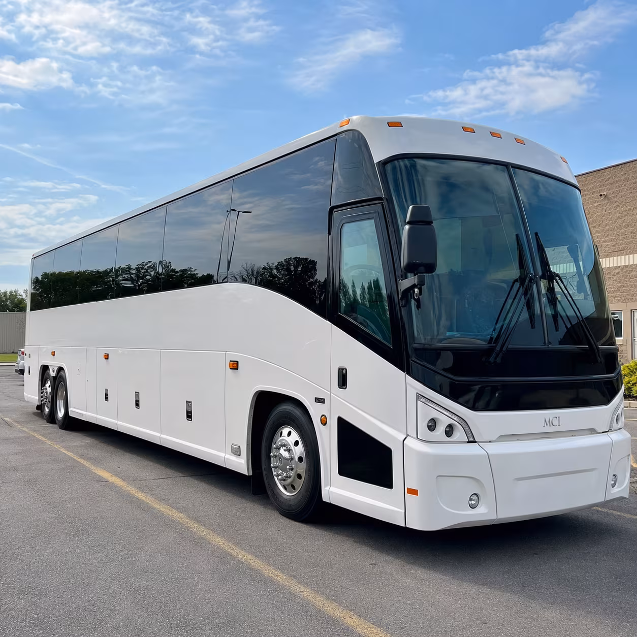 retreat and conference buses from fontana to regional venues